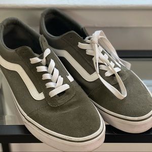 Vans Green Size 9